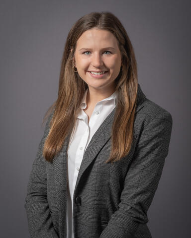 Lauren Luginsland - Postdoc