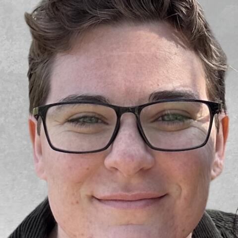 Alex Leake